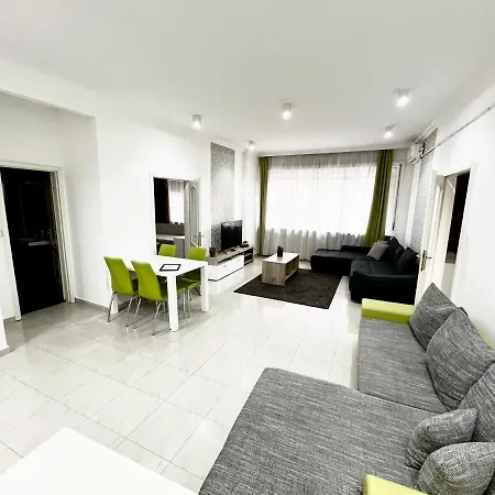 Fashionstreet Corso Apartment Budapest