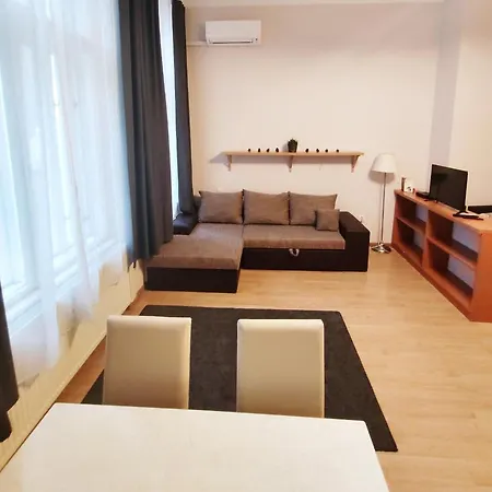 Fashionstreet Corso Apartment Budapest